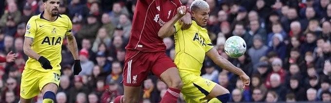 盛世棋牌游戏-天空：如今的利物浦完全无法掌控比赛，锋线和后防问题都很大