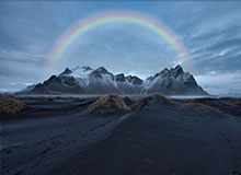 盛世棋牌-防守改变霍勒迪作用凸显 首战憾负雄鹿仍有闪光点